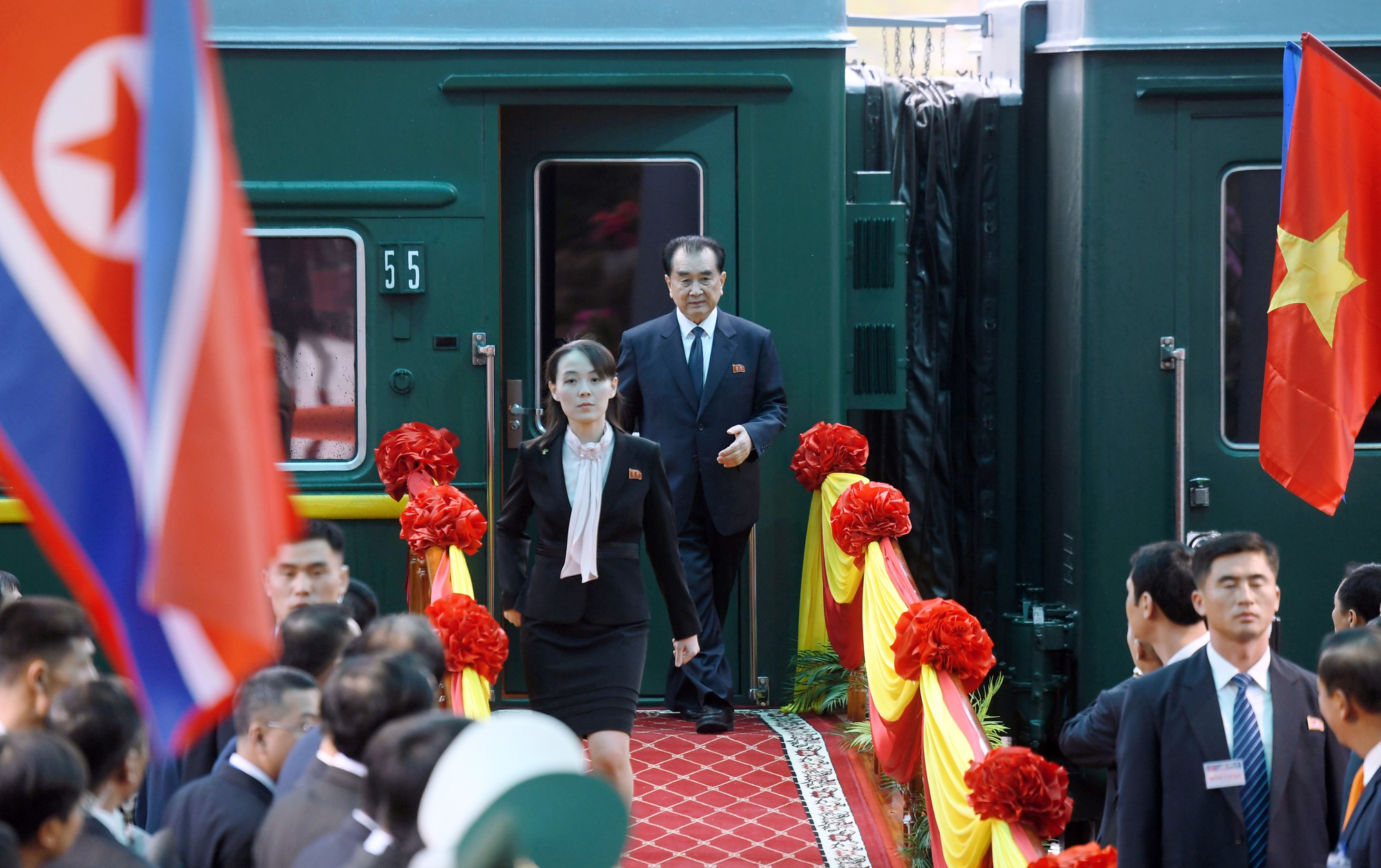 [PHOTO ESSAY] Những khoảnh khắc lịch sử trong chuyến công du Việt Nam đầu tiên của Chủ tịch Kim Jong-un - Ảnh 4.