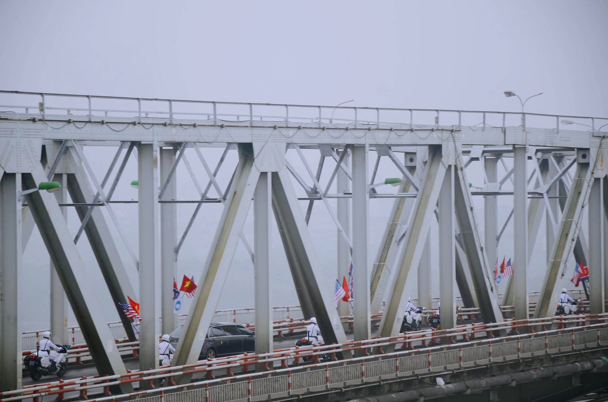 [PHOTO ESSAY] Những khoảnh khắc lịch sử trong chuyến công du Việt Nam đầu tiên của Chủ tịch Kim Jong-un - Ảnh 12.