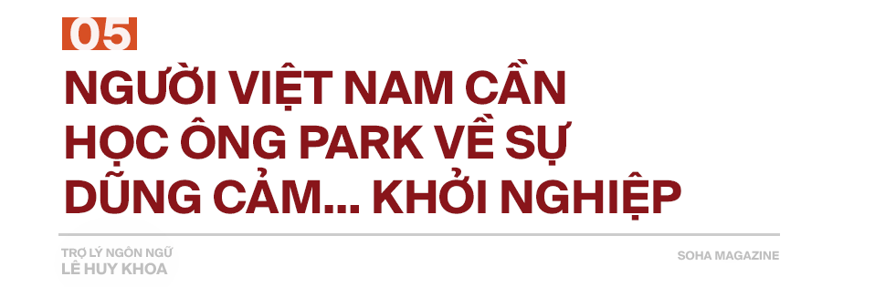 Trợ lý ngôn ngữ Lê Huy Khoa: Ông Park từng phát bực vì sự im lặng của cầu thủ Việt Nam - Ảnh 13.