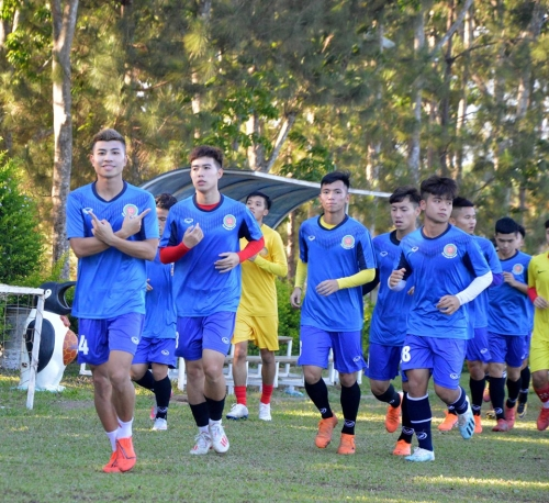 Bầu Đức chính thức đưa hàng loạt tuyển thủ U23 Việt Nam xuống chơi bóng tại giải Hạng Nhì - Ảnh 1.