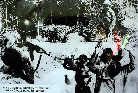 Chiến trường K: Quân tình nguyện Việt Nam chiến đấu với dơi quỷ và những bóng ma Khmer Đỏ - Ảnh 4.
