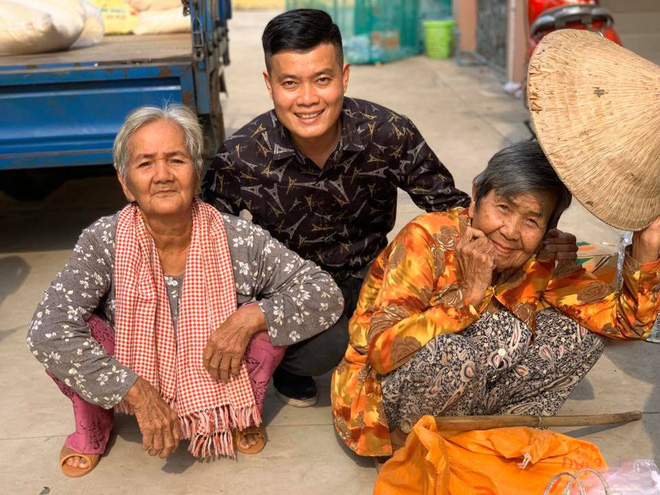 Phó GĐ Điền Quân Khương Dừa: Chẳng phải riêng tôi mà nhiều người nổi tiếng cũng bị chửi bới! - Ảnh 5.