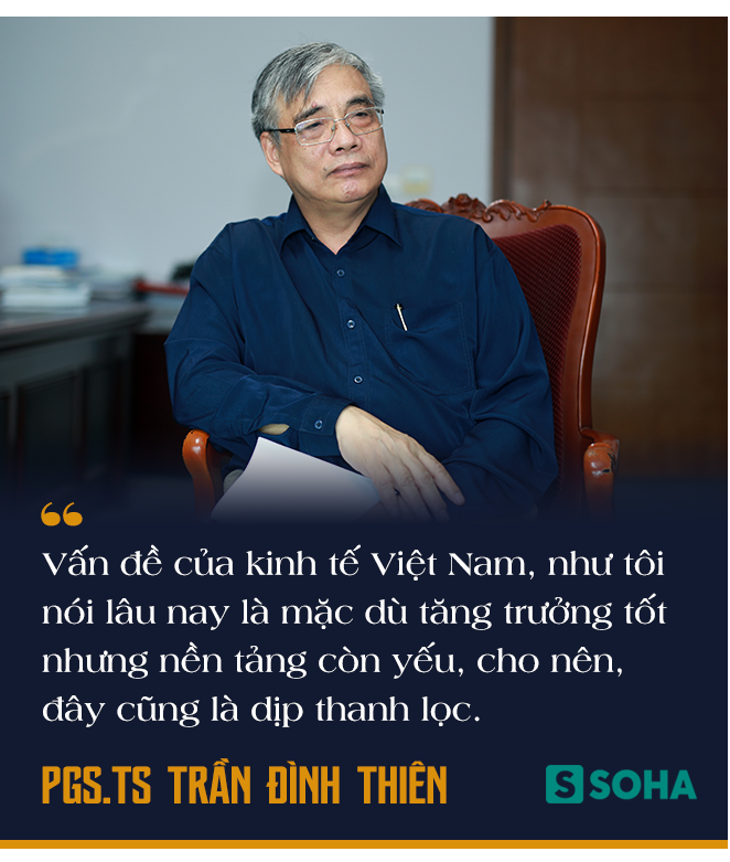 PGS.TS Trần Đình Thiên: Việt Nam vẫn có thể lật ngược tình thế tăng trưởng nếu chống dịch Covid-19 cho kết quả tốt - Ảnh 7.