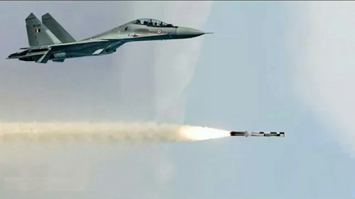 Nga và Ấn Độ thống nhất bộ khung kỹ thuật tiêm kích Su-30MKI mới: Chờ hợp đồng bom tấn - Ảnh 1.