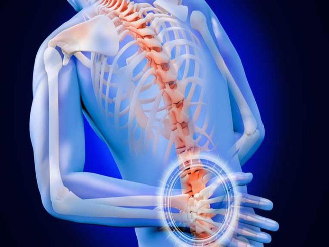 Yoga trị liệu: Chuyên gia Yoga Ấn Độ chỉ cách kiểm soát đau lưng và bài tập để hồi phục - Ảnh 1.
