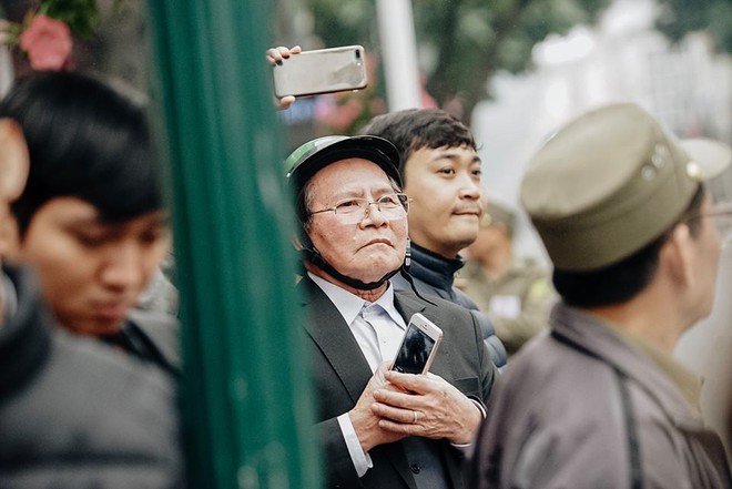 [Ảnh, Video] Xe chống đạn của ông Kim Jong Un lăn bánh trên đường phố Hà Nội - Ảnh 18.