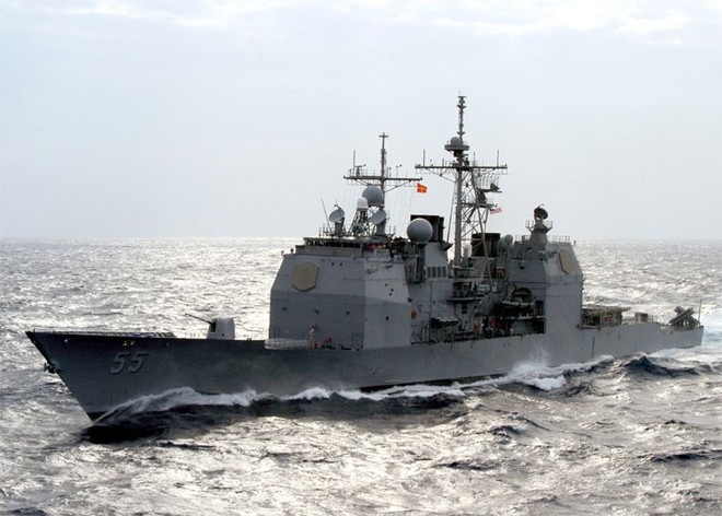 Tàu đổ bộ tấn công, 2 tàu tuần dương, khu trục cùng tàu sân bay USS Abraham Lincoln áp sát Iran - Anh sẵn sàng tham chiến - Ảnh 5.