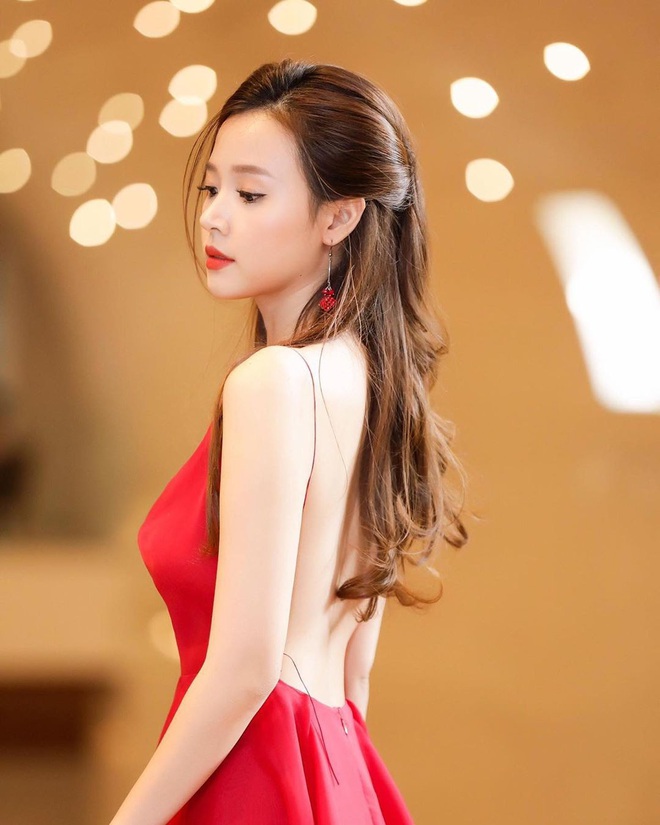 Những hình ảnh táo bạo, đầy nóng bỏng của hot girl Midu - Ảnh 6.