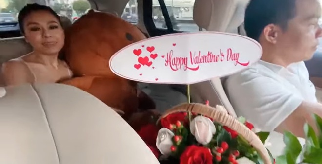 Nam Thư vui sướng tột độ khi được tài xế tặng quà để đỡ tủi thân ngày Valentine - Ảnh 3.
