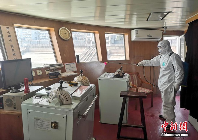 COVID-19 ảnh hưởng du lịch, TQ quyết định tận dụng du thuyền sang trọng làm nơi ở cho các y bác sĩ ở Vũ Hán - Ảnh 4.