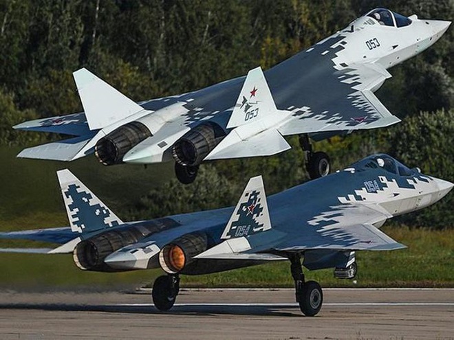 Tướng không quân Nga bẻ gãy việc Ấn Độ chỉ trích tiêm kích tàng hình Su-57 - Ảnh 1.