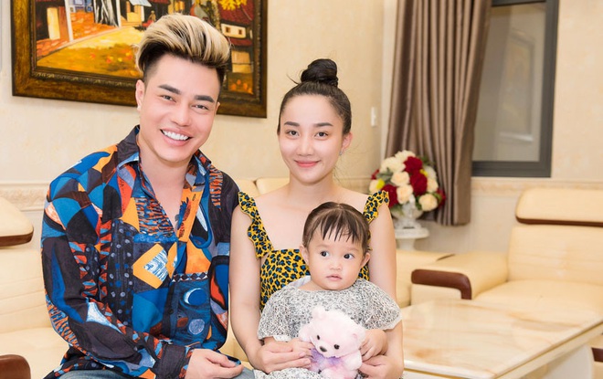 Vợ xinh đẹp của Lê Dương Bảo Lâm: Hi sinh, bản lĩnh, chiều chồng, yêu chồng bất chấp tin đồn giới tính - Ảnh 4.