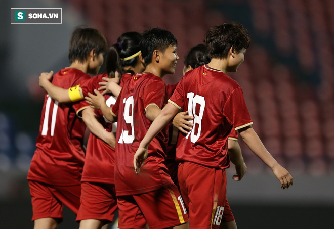 Rực sáng về tinh thần, Việt Nam có bàn thắng vàng trước Australia - Ảnh 1.