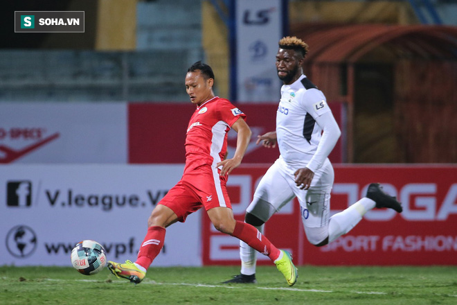 HLV HAGL: Tôi bảo dẫn trước 2-0 chưa an toàn đâu nhưng cầu thủ cứ muốn lùi về phòng ngự - Ảnh 3.