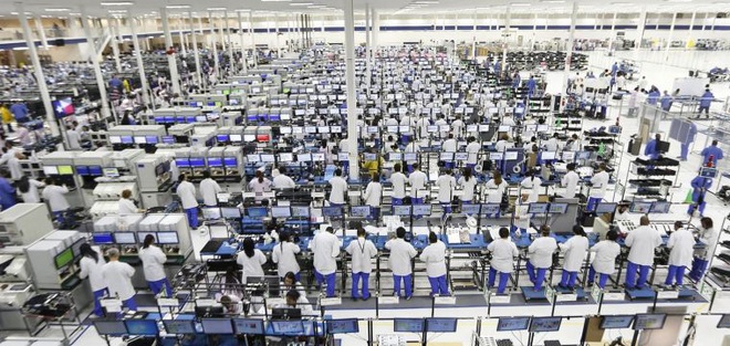 Foxconn khuyên nhân viên nghỉ phép hoặc nghỉ việc tự nguyện - Ảnh 1.