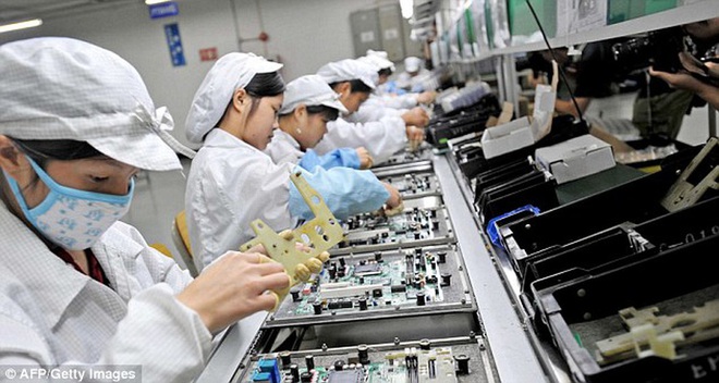 Foxconn khuyên nhân viên nghỉ phép hoặc nghỉ việc tự nguyện - Ảnh 2.