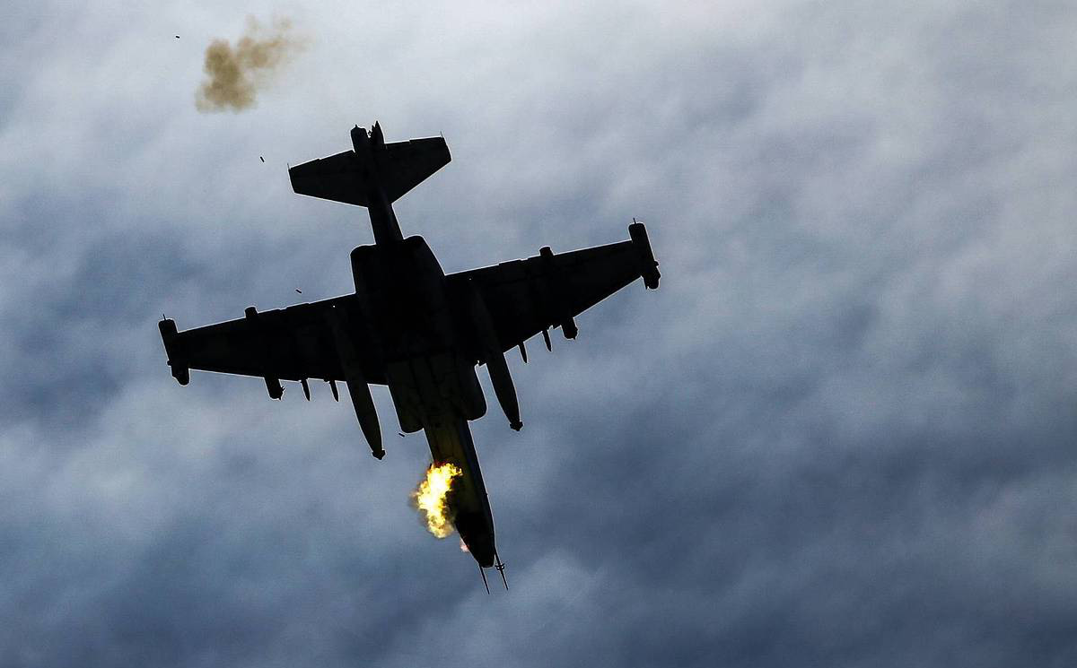 NÓNG: Thêm một Su-25 bị bắn rơi, chiến sự Azerbaijan - Armenia leo thang nguy hiểm