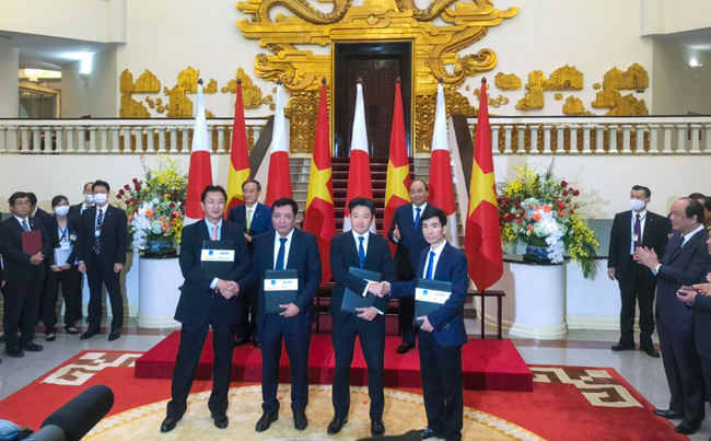 Những doanh nghiệp &quot;trúng&quot; dự án điện khí LNG &quot;khủng&quot; trong dịp Thủ tướng Nhật Bản thăm Việt Nam