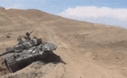 QĐ Azerbaijan tuyên bố &quot;đè bẹp&quot; đơn vị tăng đối phương, bắt sống liên tiếp 6 chiếc T-72