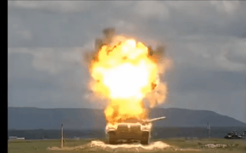 Lý do Armenia thiệt hại hàng chục xe tăng T-72 trước hỏa lực Azerbaijan: Lỗi tại ai?