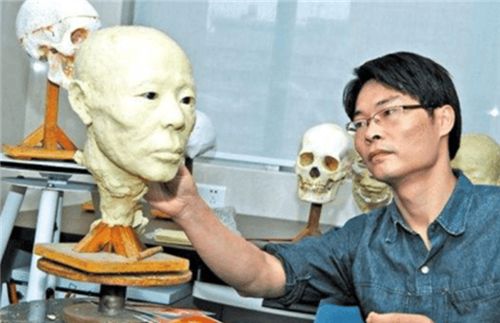 Chuyên gia dùng AI tái hiện tướng mạo Tần Thủy Hoàng: Kết quả khiến hậu thế chưng hửng - Ảnh 1.