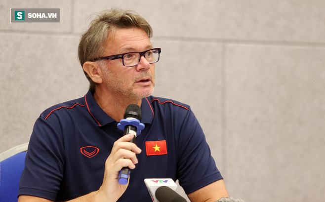 HLV Troussier hé lộ kế hoạch đầy tham vọng để giúp U19 Việt Nam giành vé World Cup