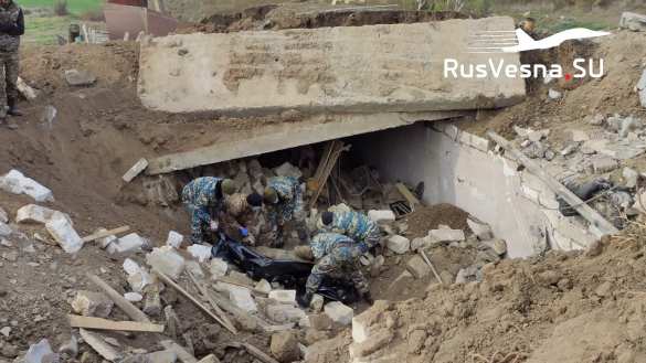 Báo Nga: Hàng nghìn thi thể nằm rải rác ở Shusha - Cuộc thảm sát khủng khiếp ở Karabakh - Ảnh 1.
