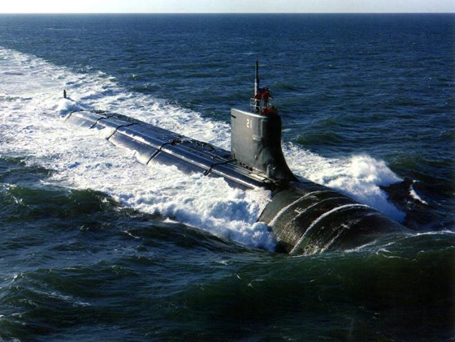Tàu ngầm Hải quân Trung Quốc đang đón lõng, hải quân Mỹ đối mặt với nguy hiểm - Ảnh 4.
