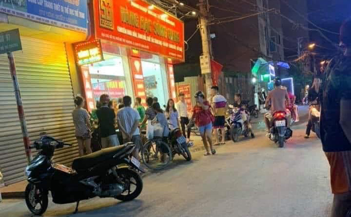 Nóng: Đã bắt được tên cướp tiệm vàng, đâm trọng thương người truy đuổi ở phố Mễ Trì Thượng