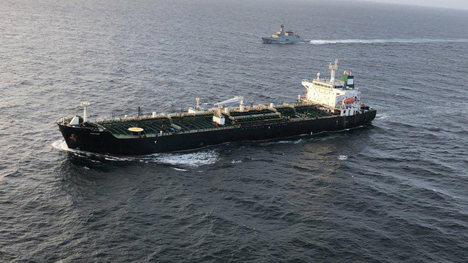 Bất lực trước tàu dầu Iran ở Venezuela, Mỹ thêm choáng váng với đòn dưới thắt lưng mới? - Ảnh 4.