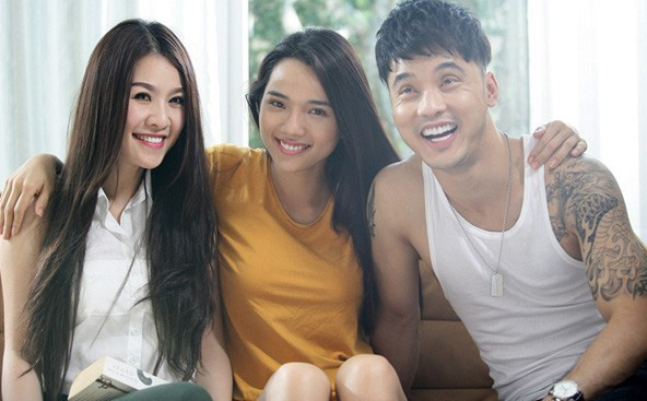 Người mẫu Kim Cương: &quot;Ưng Hoàng Phúc nhắn tin nhưng tôi không đếm xỉa gì hết&quot;