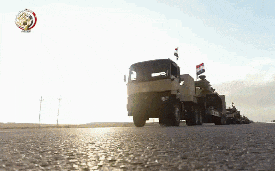 Nói là làm, Ai Cập điều 3 lữ đoàn xe tăng áp sát Libya: Bất ngờ phản ứng của Algeria