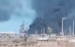 Iran và Venezuela rúng động, khói lửa mù mịt - Thảm họa tồi tệ nhất vừa đến!