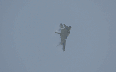 Báo Nga bóc mẽ chiến thắng 17:0 của tiêm kích tàng hình Trung Quốc: J-20 sợ Su-35?