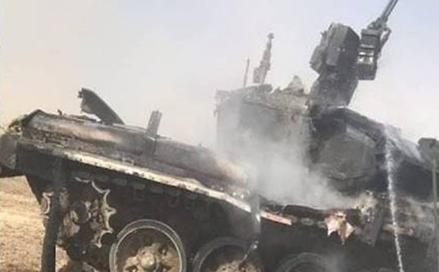 Xe tăng T-90 Nga bị tên lửa bắn cháy trong tình huống đầy bất ngờ