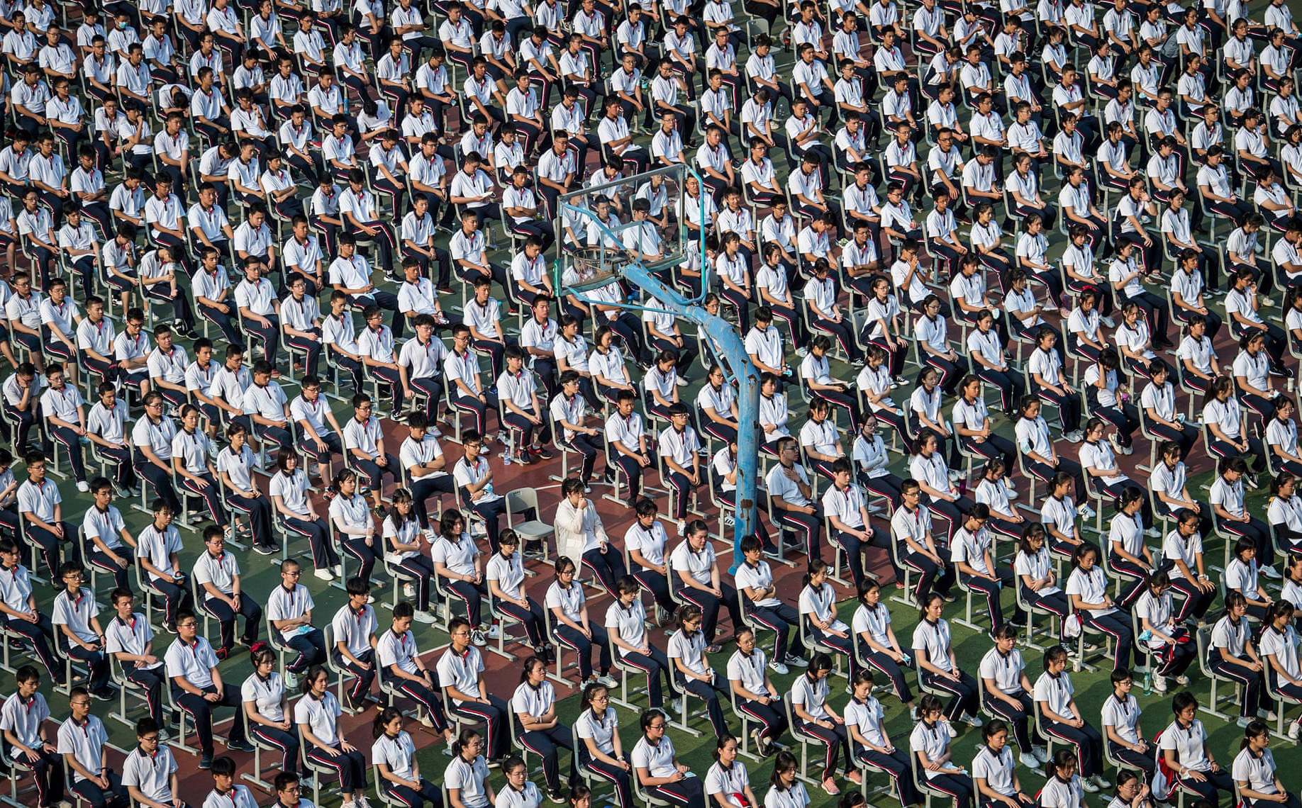 24h qua ảnh: Học sinh Trung Quốc tựu trường trong ngày đầu năm học mới