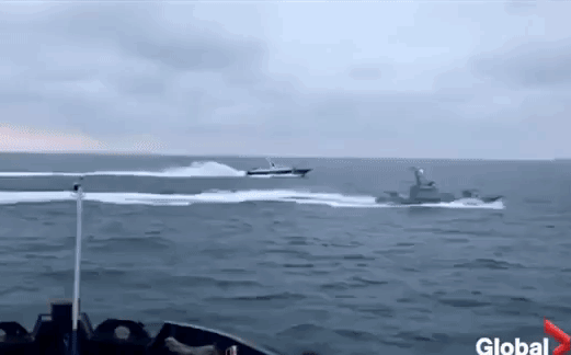 NÓNG: Tàu chiến hiện đại của Hải quân Nga bị đâm ở Đan Mạch