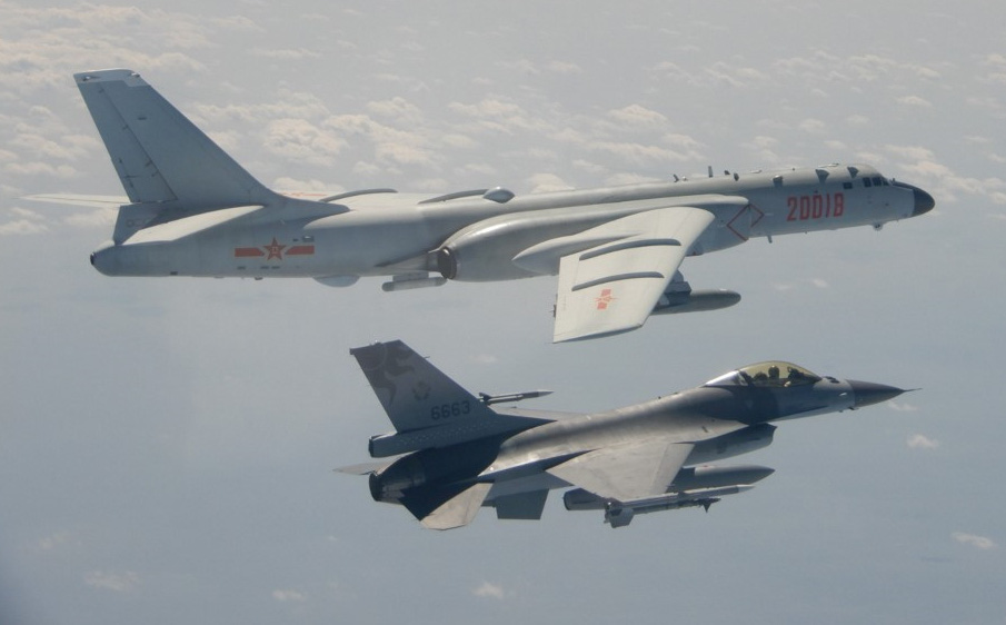 Báo Đài Loan: QĐ Trung Quốc lộ điểm yếu chí tử ở eo biển, phải &quot;vá víu&quot; bằng không quân?