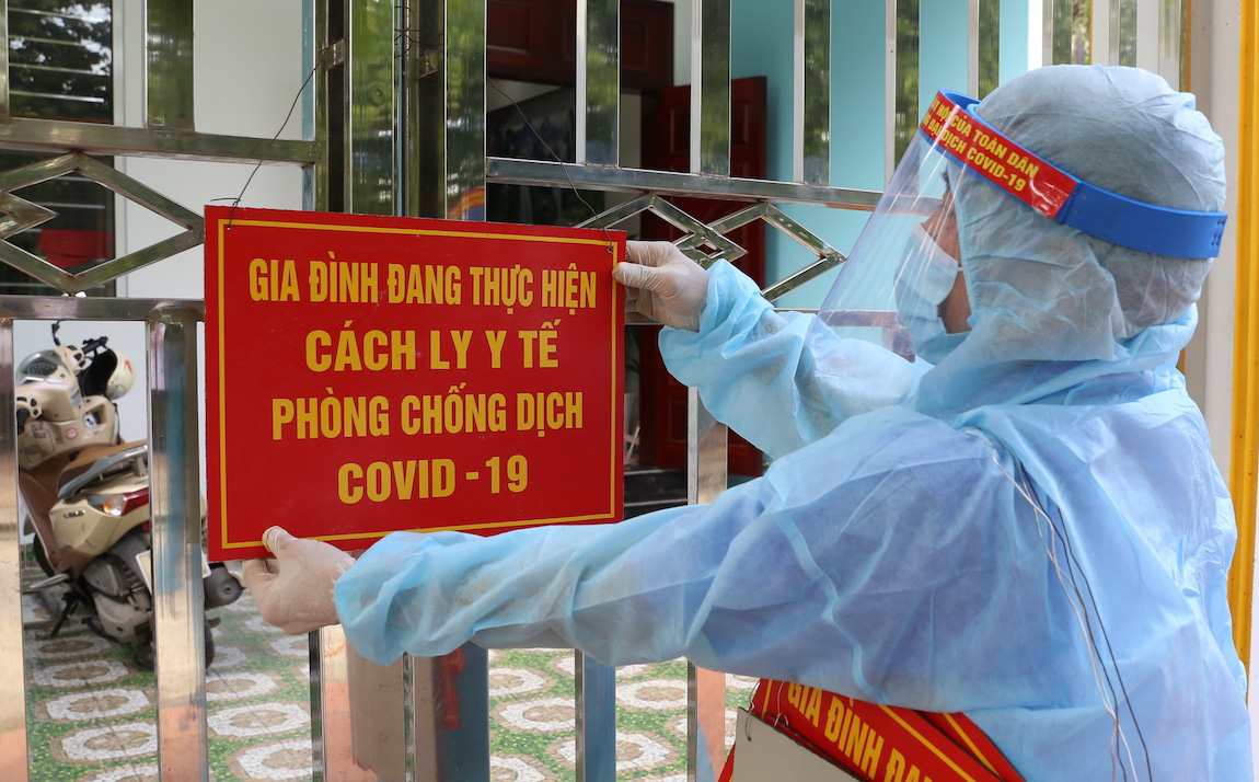Phó Giám đốc Sở Y tế Hà Nội giải thích về đề xuất treo biển trước cửa nhà người bay về từ TP.HCM, Đà Nẵng