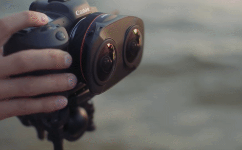 Bất ngờ trước ống kính kép &quot;cực dị&quot; của Canon: Ống kính này dùng để chụp 2 ảnh cùng lúc?