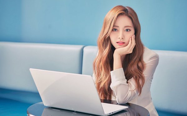 Sếp nữ hỏi “cái gì trong quần bạn có mà tôi không có?”: Nam ứng viên đỏ mặt trả lời