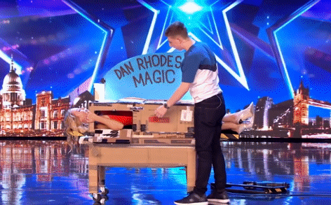 Xem thường màn ảo thuật của cậu bé 15 tuổi, giám khảo Britain's Got Talent hối hận ở phút cuối