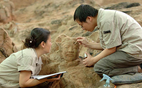 Mừng rỡ phát hiện mộ cổ thời Bắc Chu nhưng đang đào thì chuyên gia hoảng sợ tìm cách thoái thác: Cuối cùng &quot;trong đống đổ nát đã xuất hiện kỳ tích&quot;!