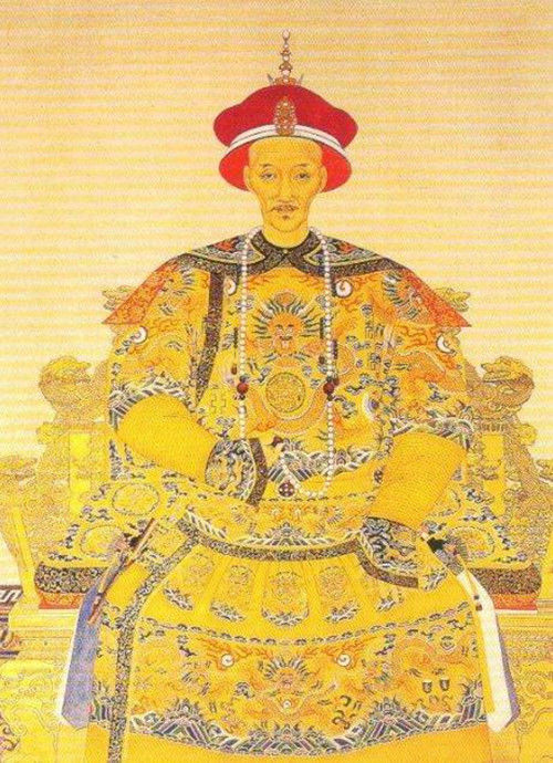 Vết tích để lại trên tranh chân dung của 12 Hoàng đế nhà Thanh, chỉ nhìn vào cũng thấy được dấu hiệu từ hưng thịnh đến suy tàn của 1 triều đại - Ảnh 11.