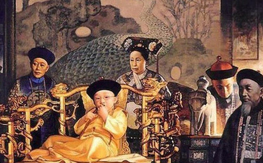 &quot;Vết tích&quot; để lại trên tranh chân dung của 12 Hoàng đế nhà Thanh, chỉ nhìn vào cũng thấy được dấu hiệu từ hưng thịnh đến suy tàn của 1 triều đại
