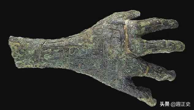 Giải mã bàn tay kỳ quái trong mộ cổ 3.000 năm tuổi: Khai quật hàng chục nghìn ngôi mộ khác cũng không có cái thứ 2! - Ảnh 5.
