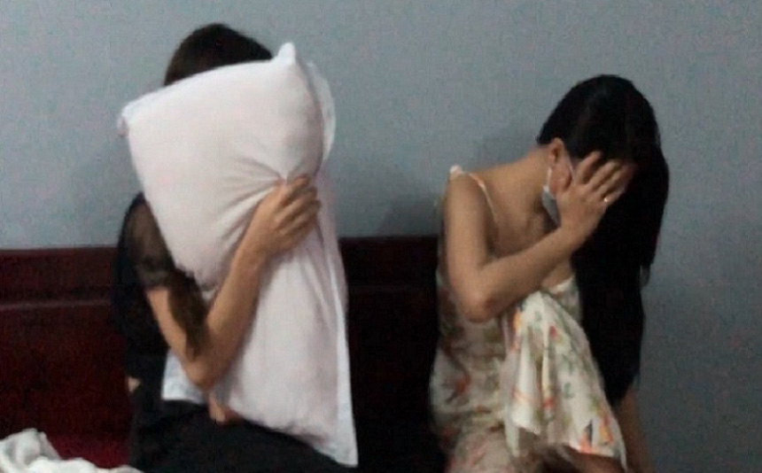 14 nam nữ thuê phòng, cùng nhau thác loạn ma tuý khi đang giãn cách xã hội