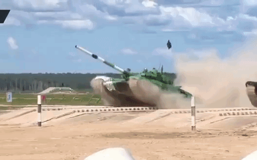 Chung kết Tank Biathlon 2021: Đối đầu nghẹt thở, đỉnh cao của đua xe tăng &quot;công thức 1&quot; - Kyrgystan vô địch Bảng 2