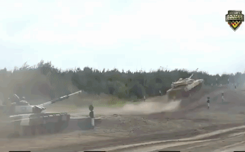 Chung kết Tank Biathlon 2021: Nga đang dạy cho Trung Quốc 1 bài học - Thế mới là đua xe tăng, vô cùng đẳng cấp