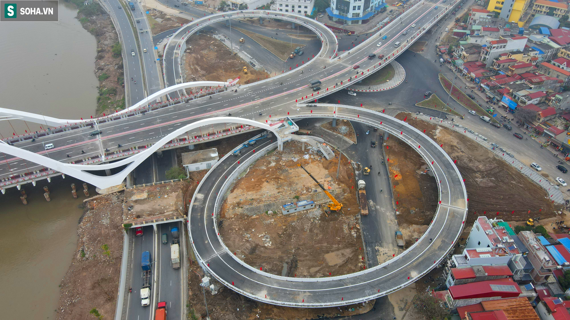 Cận cảnh siêu cầu 2.200 tỷ vừa mới thông xe ở Hải Phòng - Ảnh 7.